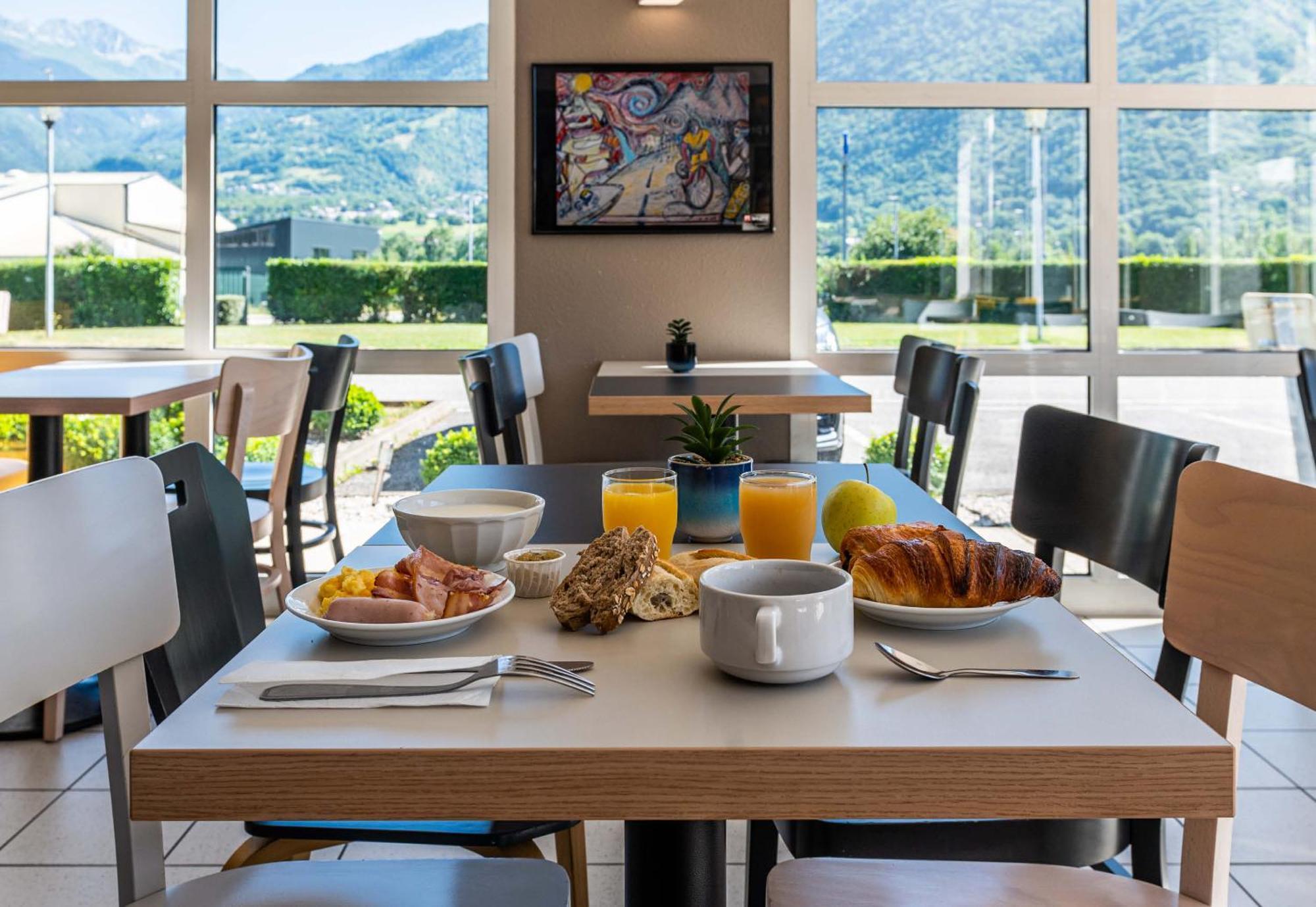 B&B Hotel Saint Jean De Maurienne Sainte-Marie-de-Cuines 외부 사진